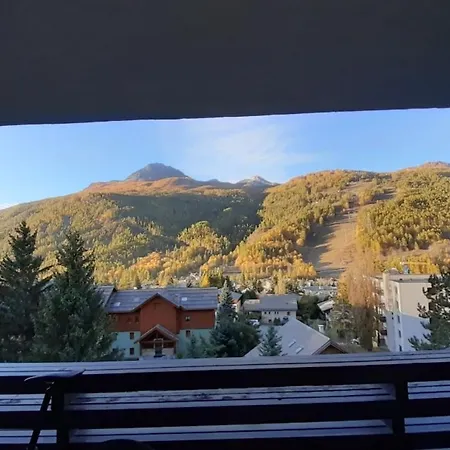 With Balcon Near The Slopes Chaffrey *